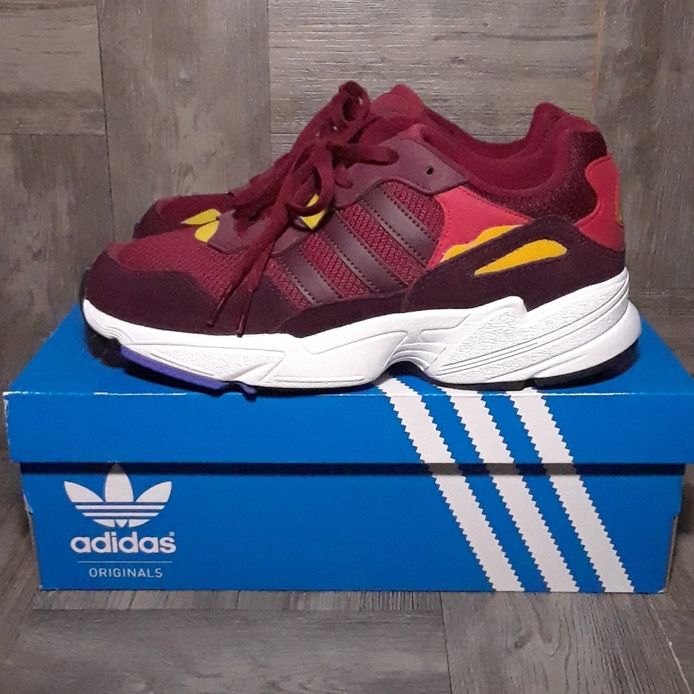 Adidas sneakers - Picture 2 of 8